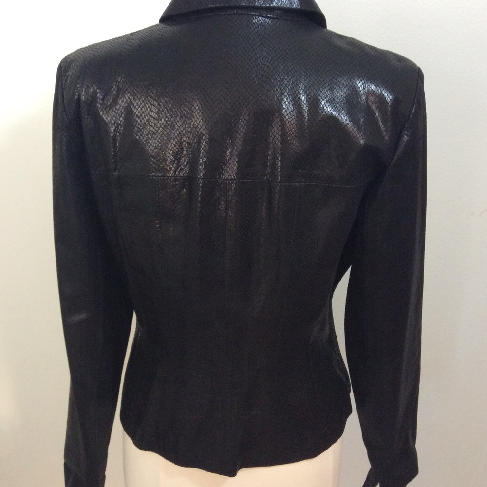 Cache Black Textured Button-Front Blazer - Picture 2 of 8